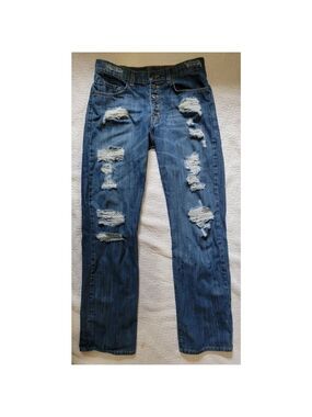 Carmar Distressed Jeans